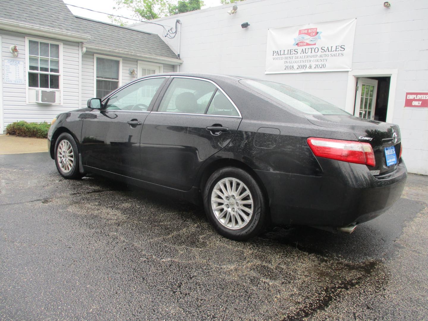 2007 BLACK Toyota Camry LE V6 (4T1BK46KX7U) with an 3.5L V6 DOHC 24V engine, 6-Speed Automatic Overdrive transmission, located at 540a Delsea Drive, Sewell, NJ, 08080, (856) 589-6888, 39.752560, -75.111206 - Photo#3